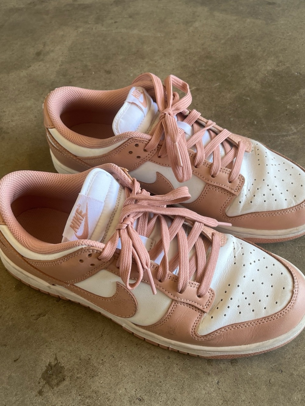Nike Women's Low-Top Sneakers in Blush Pink and White